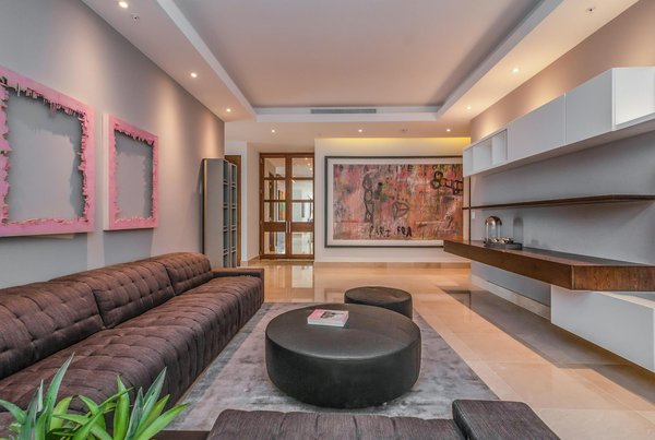 Discovering how saltwater pools transform uk homes: a comprehensive study